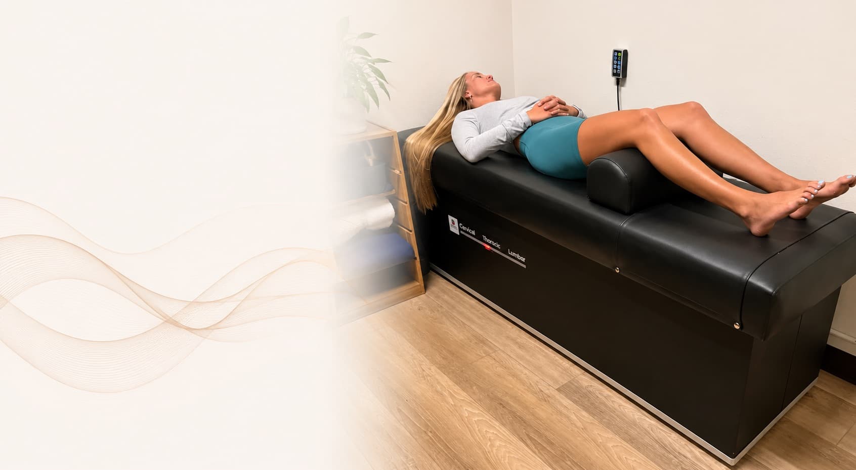 Intersegmental distraction roller table at Aligned Health